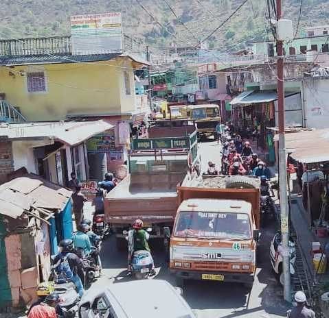Traffic jam in city.