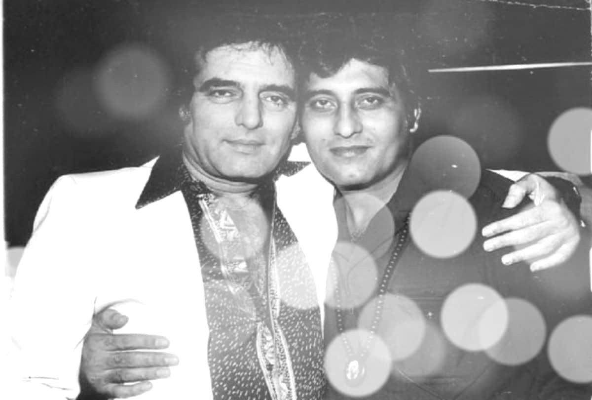 Feroz khan Vinod Khanna deep friendship bond both died on same date by cancer