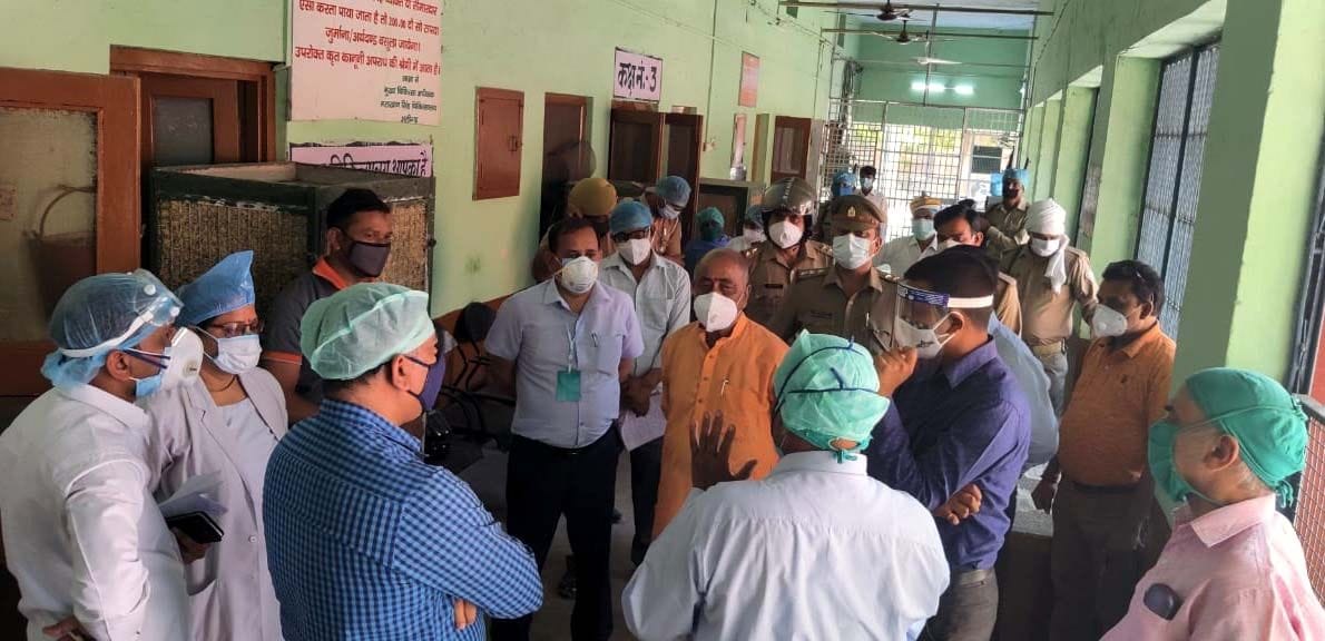 Displeasure expressed due to lack of facilities in the district hospital