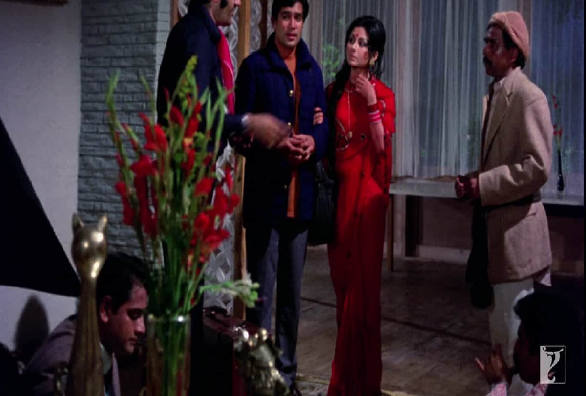 bioscope by Pankaj Shukla Daag Rajesh Khanna Yash Chopra Rakhi Sharmila Tagore Kadar Khan Debut