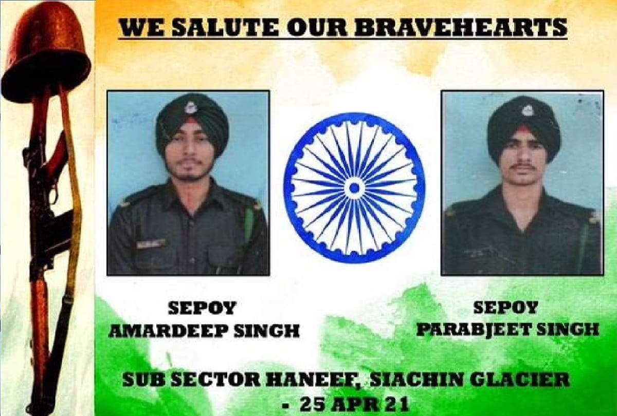 Army commander pays tribute to martyred soldiers in avalanche in Siachen