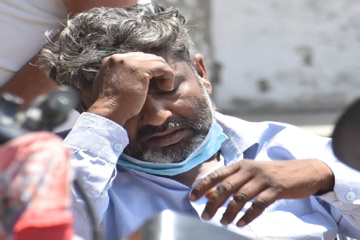 Corona Update: Patients are dying due to lack of corona and oxygen in Meerut and see photos