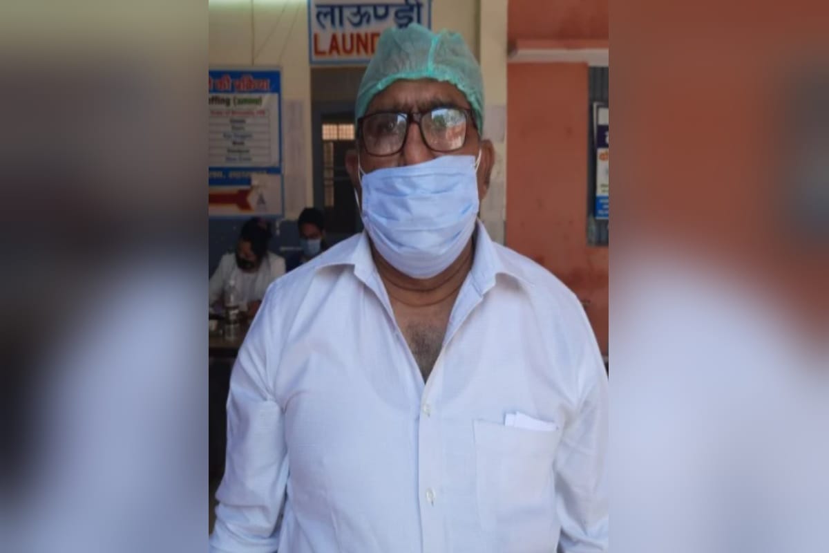 Saharanpur News: Duty in isolation, performing duty without fear