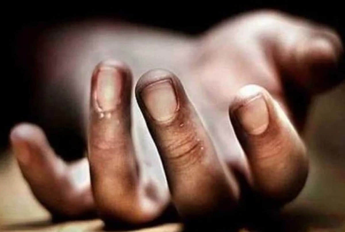 Ghatampur: More than 25 people died in 15 days due to fever in Paras village
