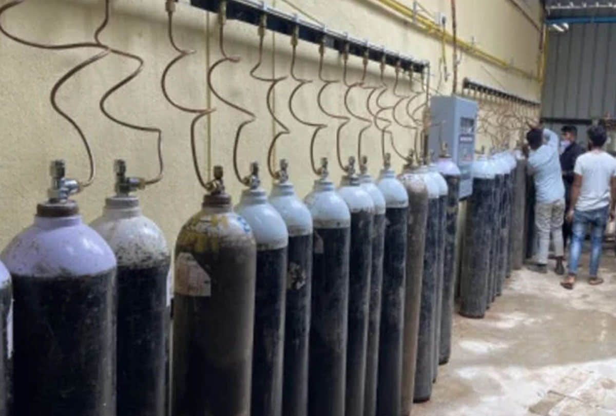 Oxygen Cylinder Scam In Agra During Corona Pandemic