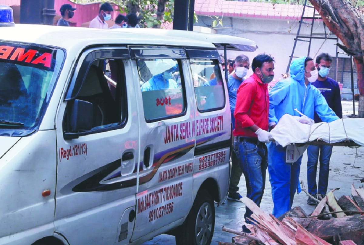 Delhi news:  Cabinet Secretary said condition is critical
