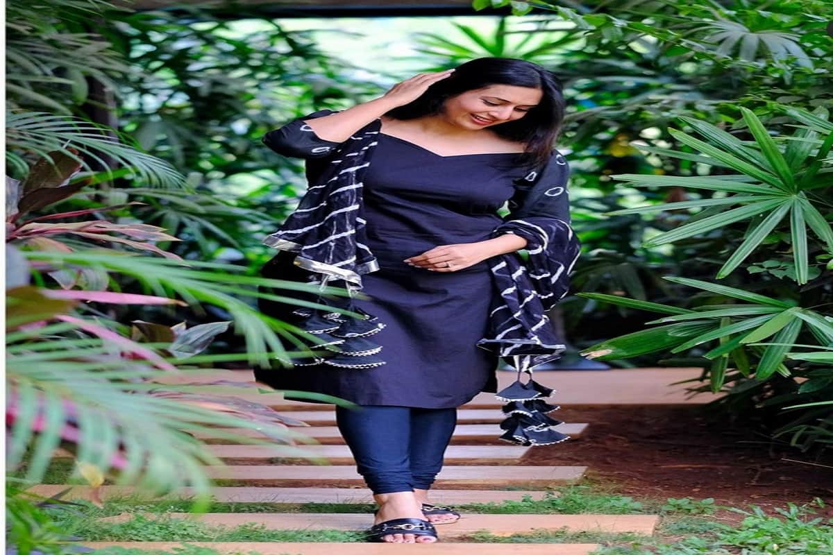 divyanka tripathis new look is inspiration for many girls in hindi