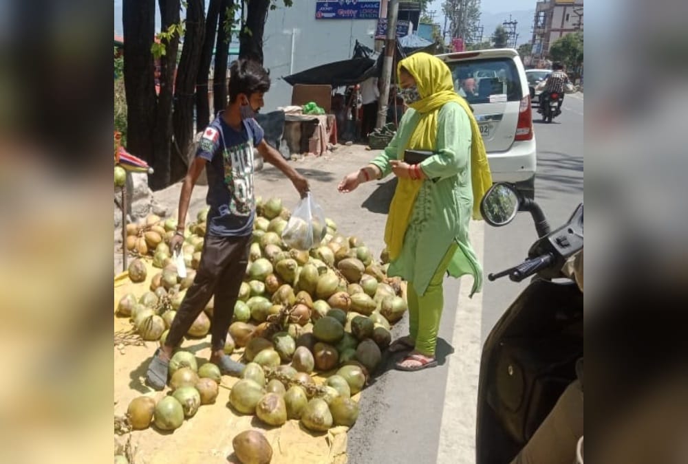 Coronavirus in Dehradun: Coconut Water Price Hike after Nariyal Demand High for boost Immunity photos