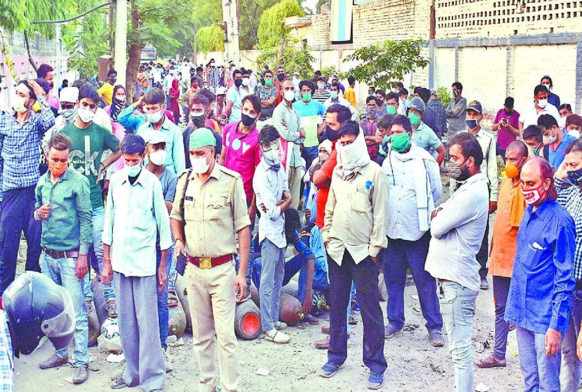 man died after not getting oxygen in agra