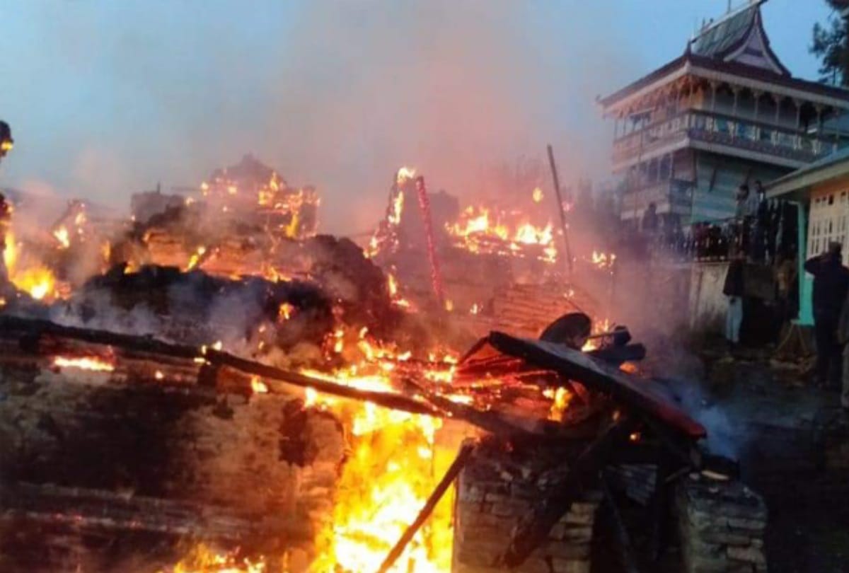 Himachal News: woman died six houses gutted in fire in Shimla Kotkhai Himachal Pradesh