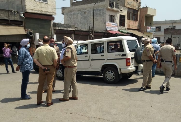 A Policeman Shot his Brother in Family Dispute at Ludhiana of Punjab