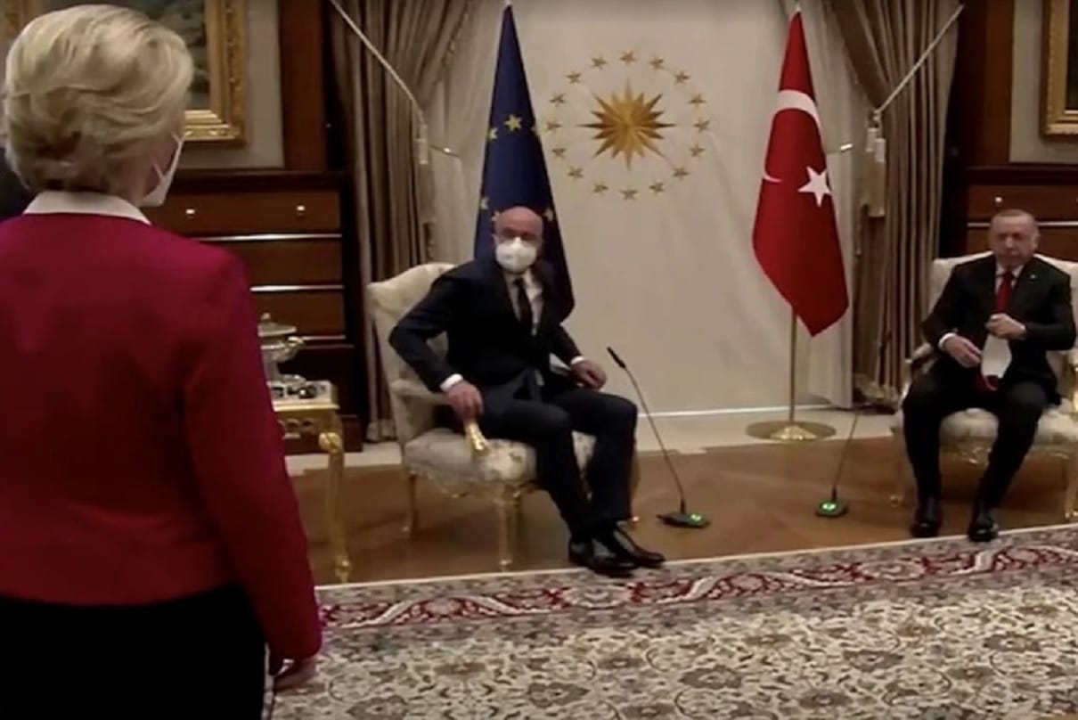 European Commission president blames sexism for second-rank treatment in Ankara