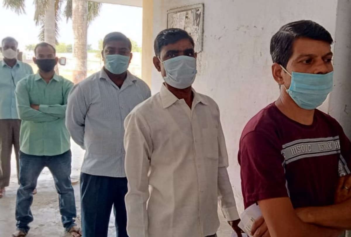 UP Panchayat Election 2021 Live updates kushinagar panchayat chunav phase 4 votting news