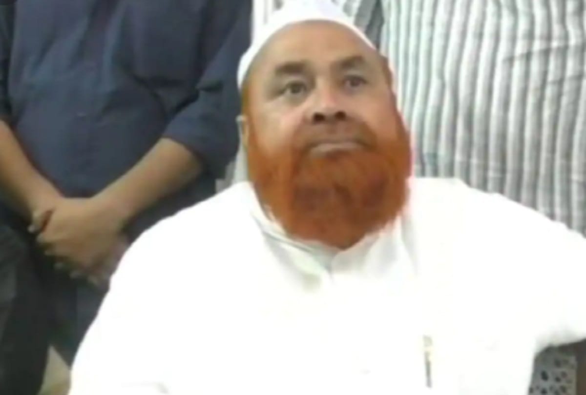 Pilibhit: Former cabinet minister Haji Riaz Ahmed fined Corona