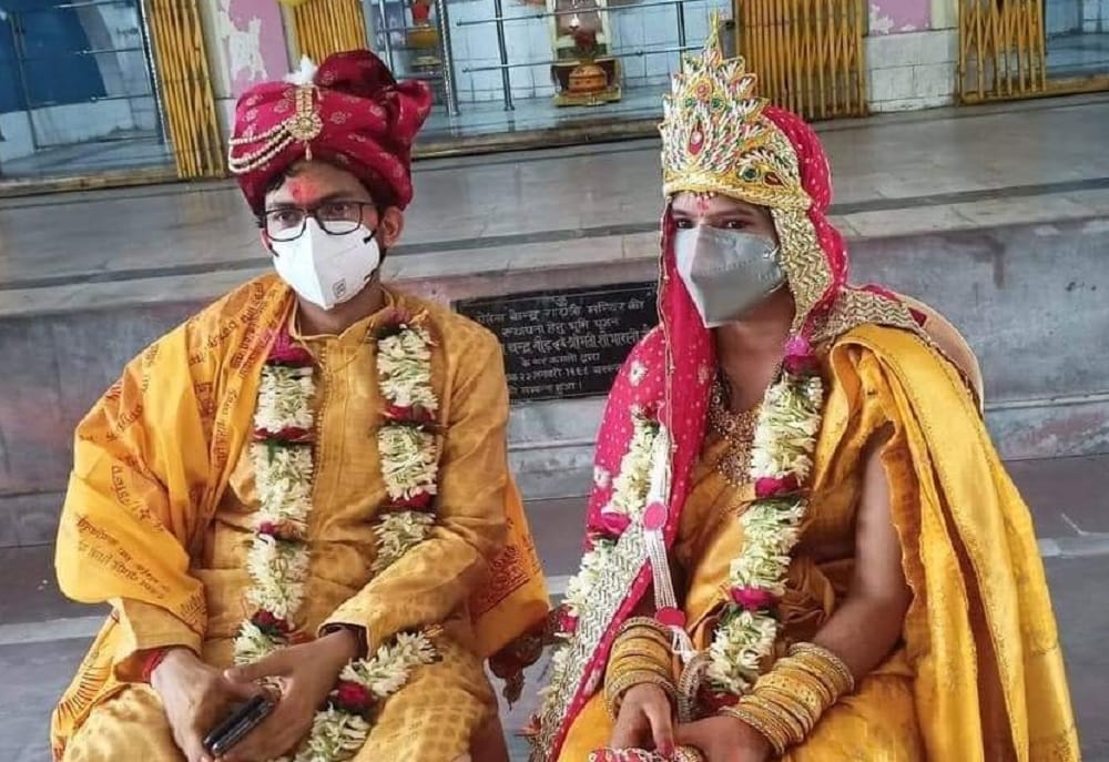 Corona patients treated till midnight, next day's wedding in sonebhadra