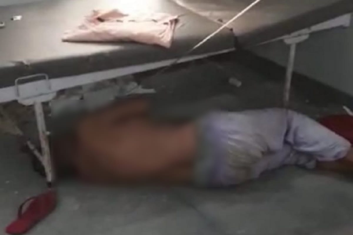 Patients suffering on the floor, semi dead bodies lying down from the beds