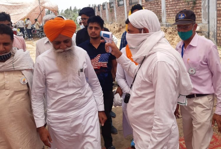 Farmer Leader Gurnam Singh Chaduni told Leaders Responsible for Shortage of Bed and Oxygen 