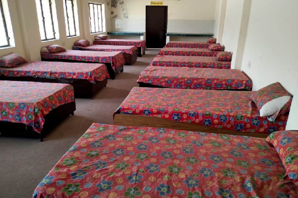 Amar Ujala Special Report: 360 beds are lying vacant in four shelter homes in Meerut and see photos