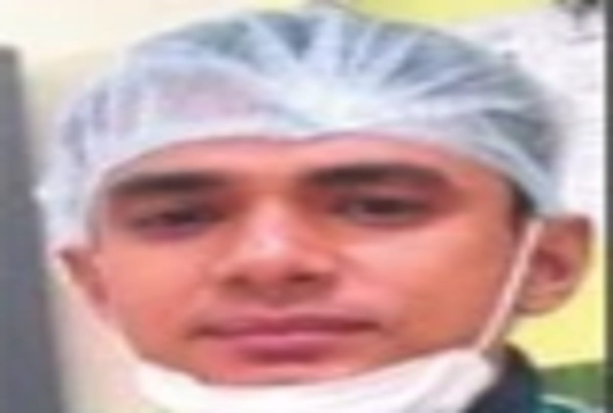 Dr. Naseem is working  for the Covid patients