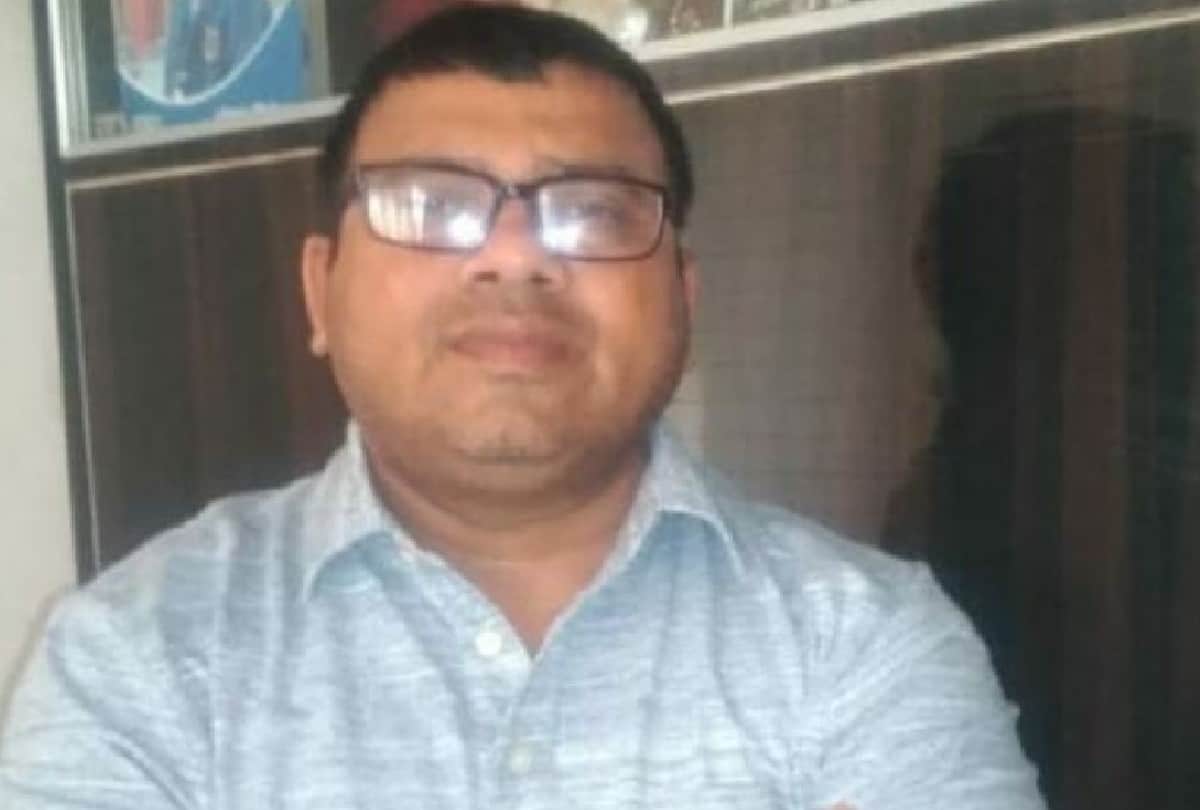 Corona warriors living in a separate room from family for one year in agra