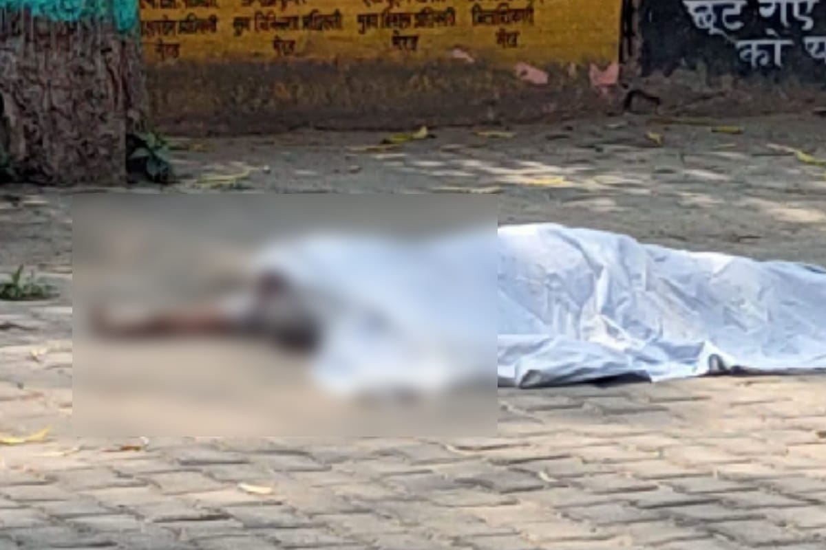 People are forced to wrap their loved ones dead bodies in sheets in Meerut
