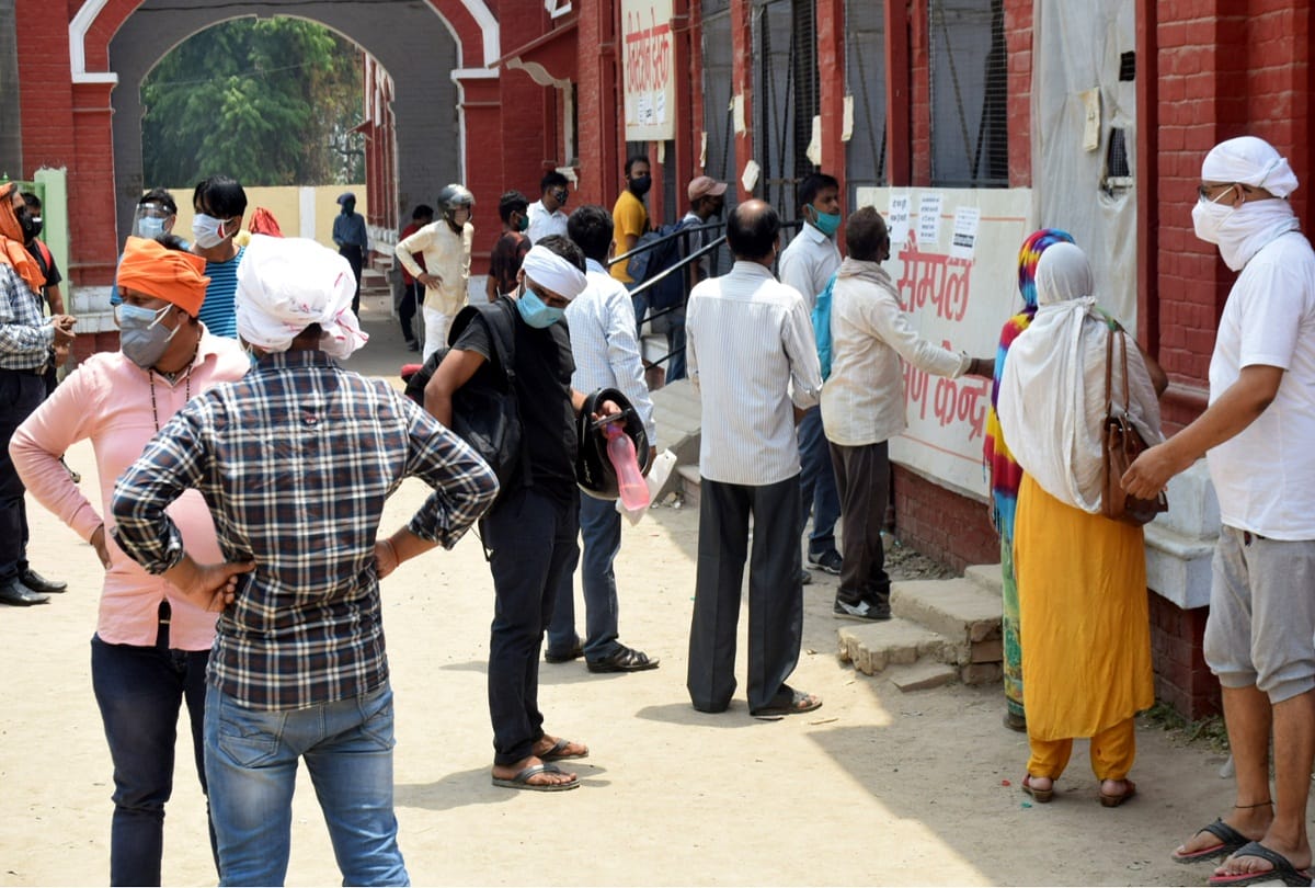 Nine people from two families enter positive without conducting investigation, the team arrived