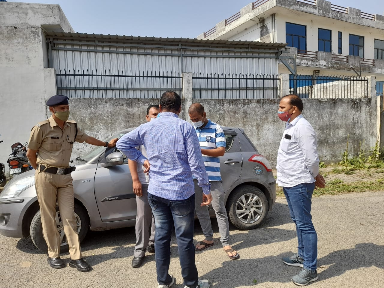 uttarakhand fake remdesivir 5 people arrested on delhi police: investigation in haridwar, roorkee and kotdwar, watch photos