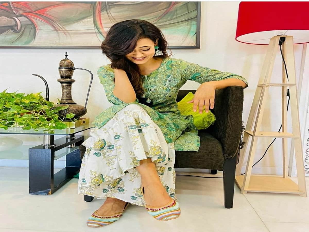 shweta tiwaris routine look is inspiration for many women in hindi