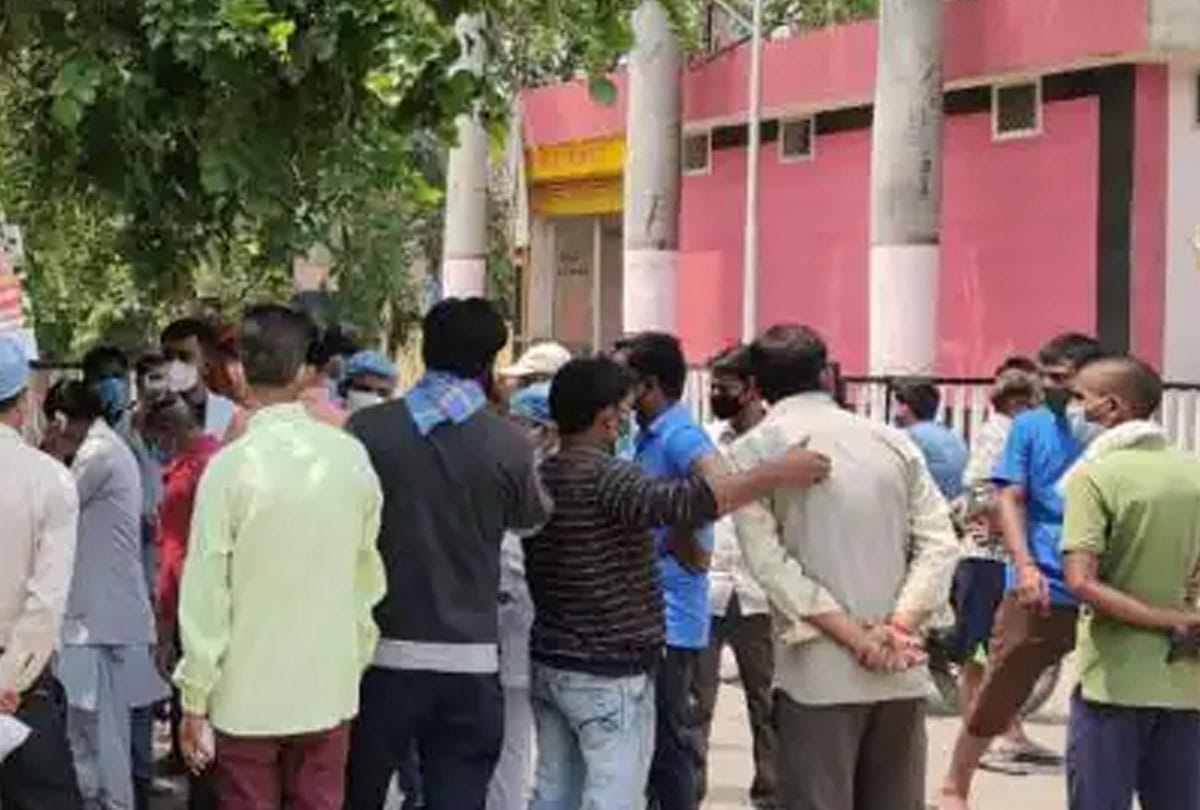 Uproar in Unnao District Hospital