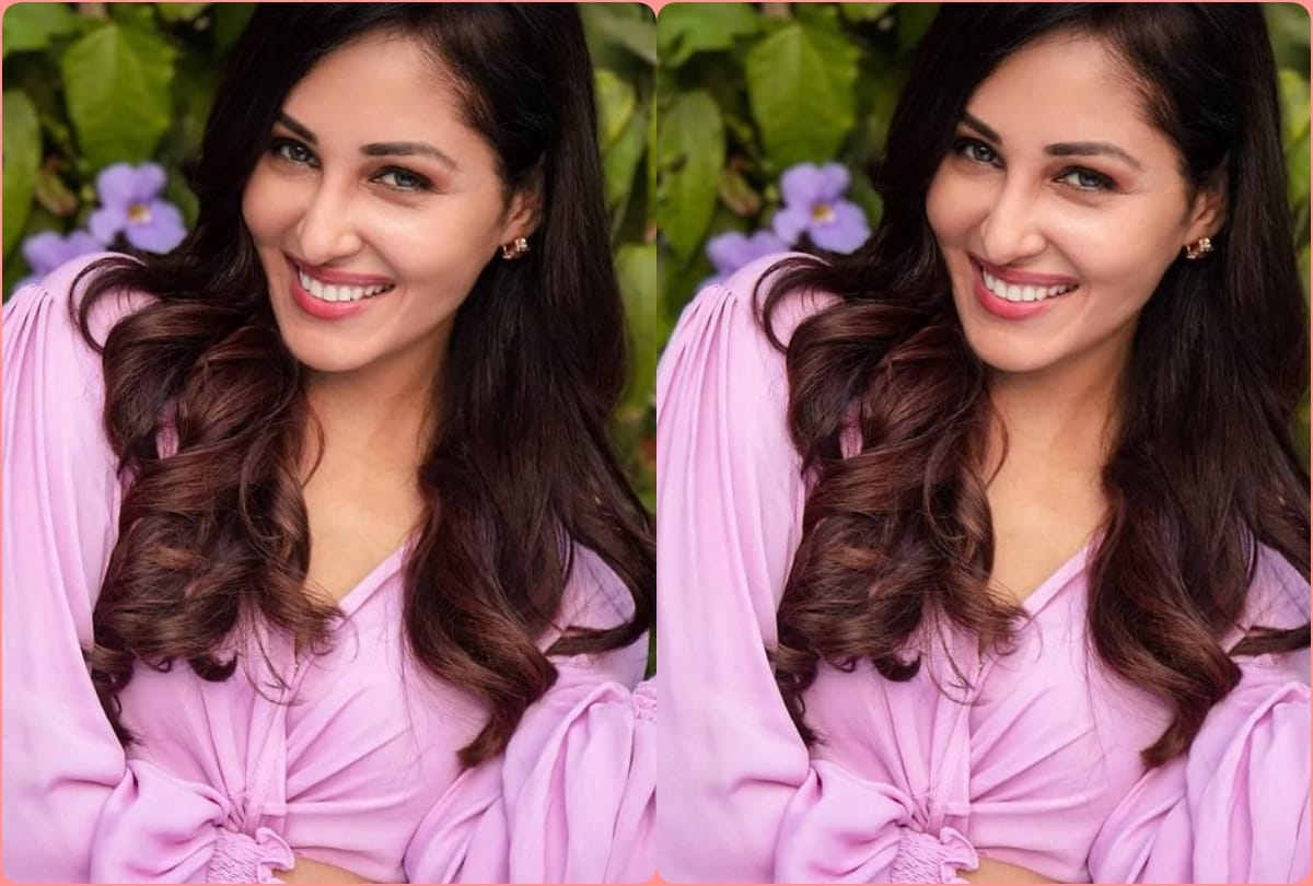 Pooja Chopra former Miss India found as corona positive being in quarantine doing social help