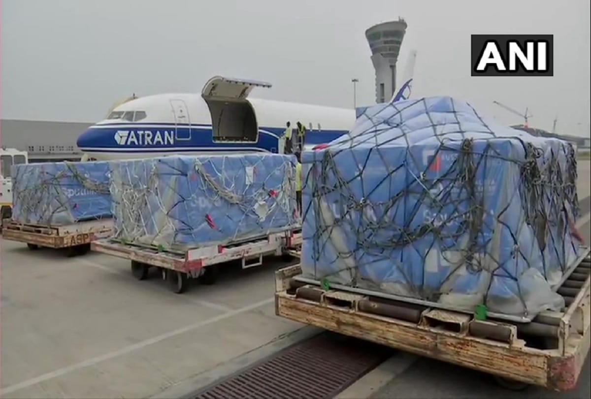 Corona virus: russia will send 150000 sputnik-v consignment to india within 2 days, 1 crore till july