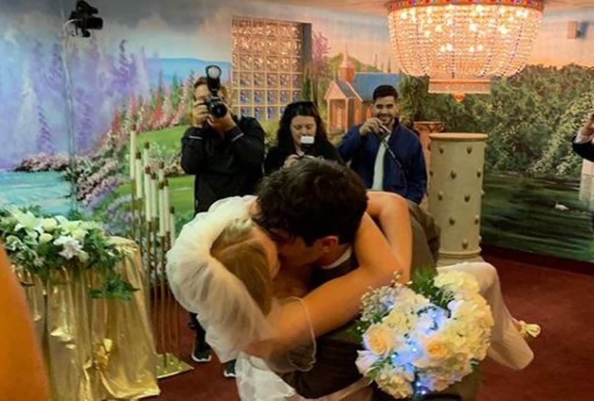 Joe jonas and sophie turner celebrated their second wedding anniversary share unseen photos on Instagram
