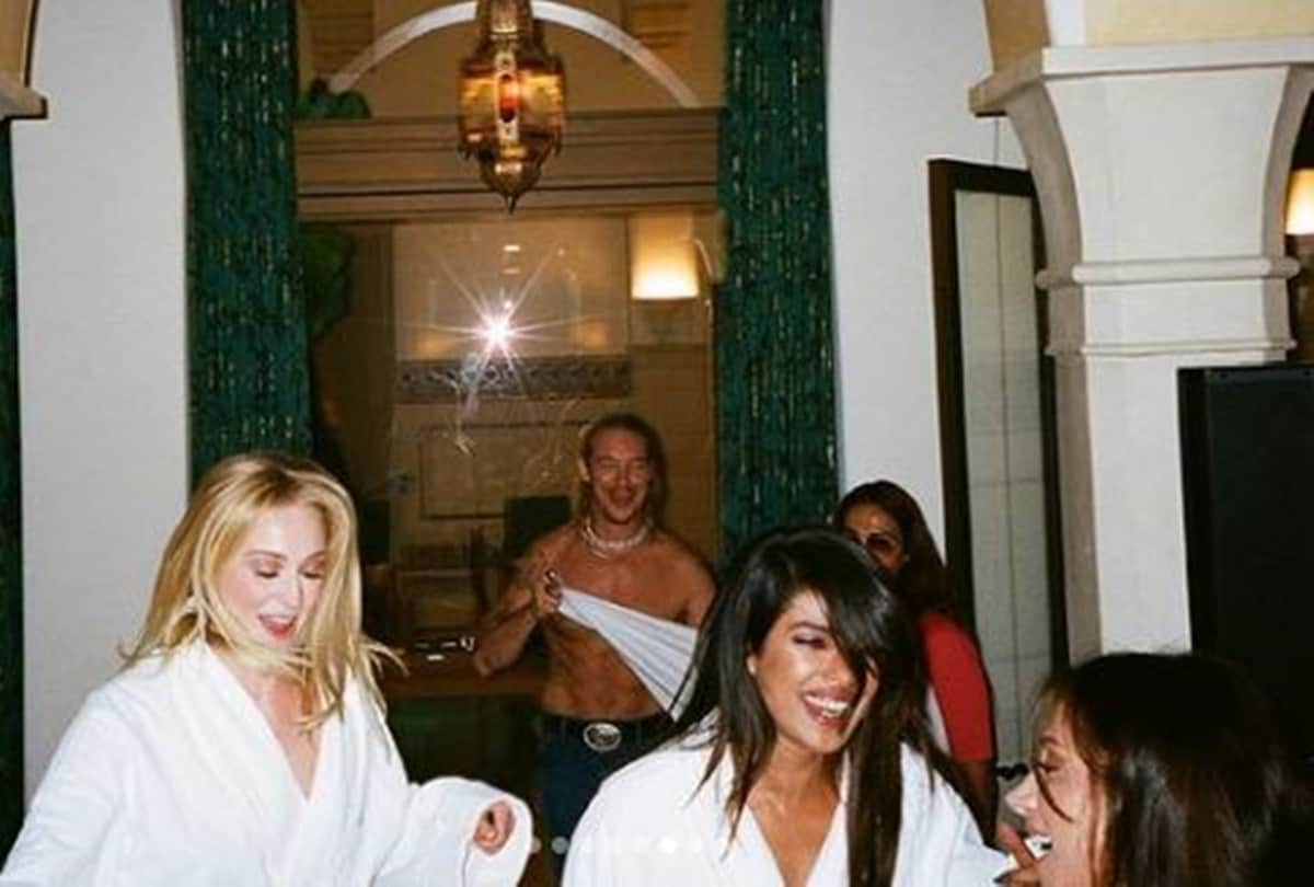 Joe jonas and sophie turner celebrated their second wedding anniversary share unseen photos on Instagram