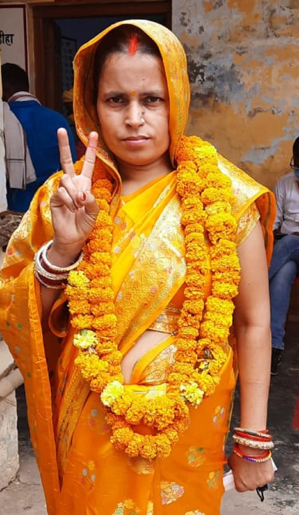 Principal open account, Omprakash from Ishul and Bindu victorious from Jeevanpur in chandauli