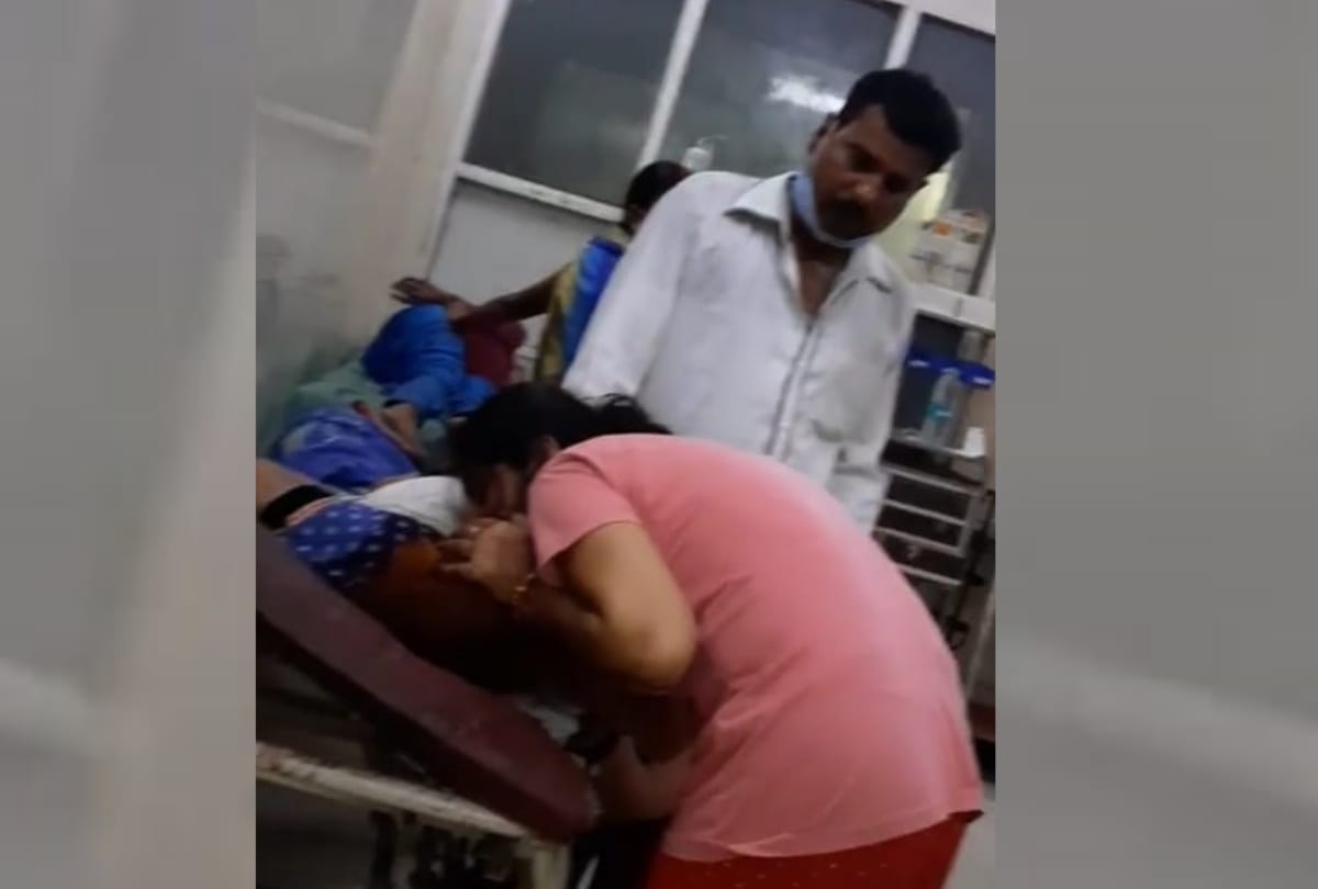 Bahraich: daughters started giving oxygen to save their mother's life, video viral