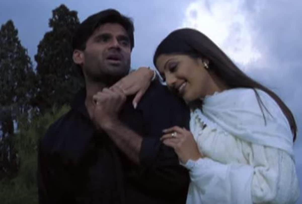 Shilpa and Suniel shetty recreate iconic scene from movie dhadkan on super dancer 4 fans goes crazy