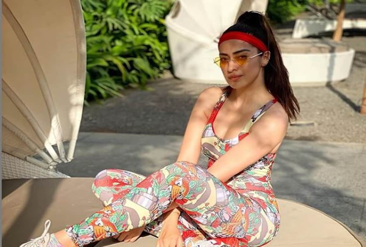 Raai Laxmi spotted in ripped jeans and white tee wearing mask photo goes viral