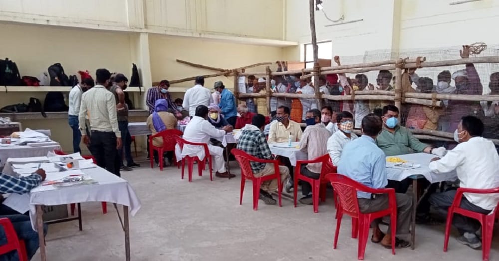 Social distancing claims started coming in between air and air, candidates won many seats in varanasi