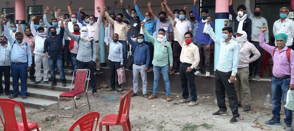 Angry workers staged a sit-in due to non-payment of remuneration, accusing the tehsildar of misbehaving as well in Sonbhadra
