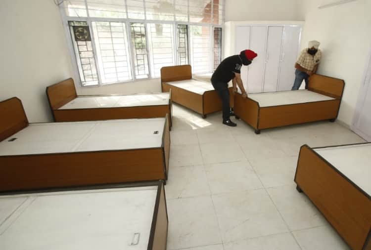 Mini Covid Center Build in 48 Hours by Shri Guru Granth Sahib Sewa Society in Chandigarh