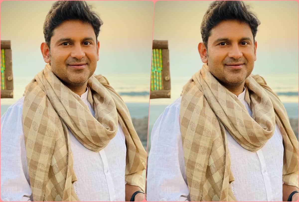 manoj muntashir apologise on twitter for committing mistake about shammi kapoor wife and marriage