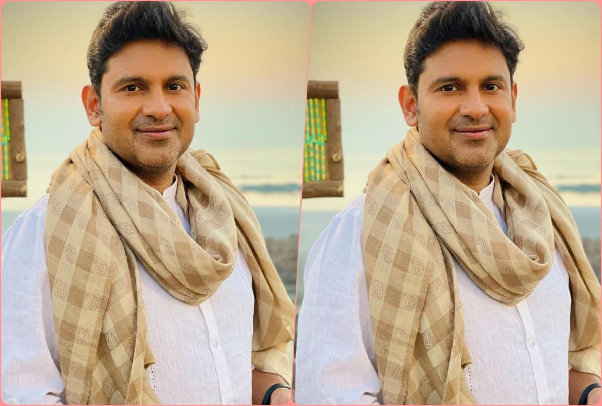 manoj muntashir apologise on twitter for committing mistake about shammi kapoor wife and marriage