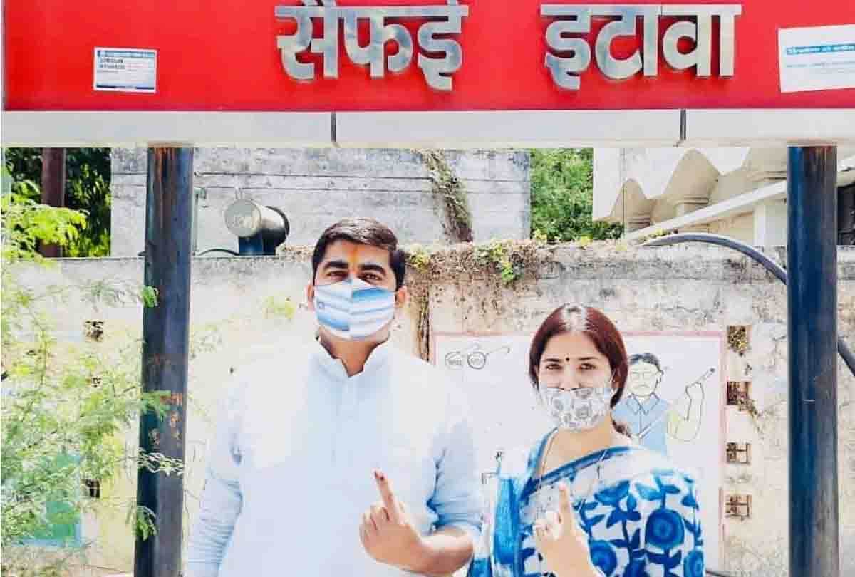 UP Panchayat Election: Former CM Akhilesh's cousin Anshul wins