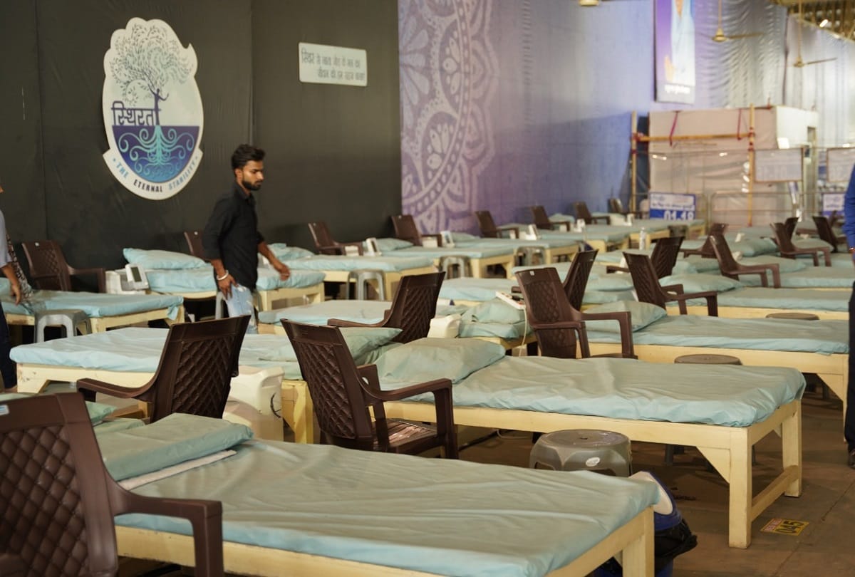 patients started receiving treatment in nirankari covid care center equipped seven hundred beds with oxygen concentrator
