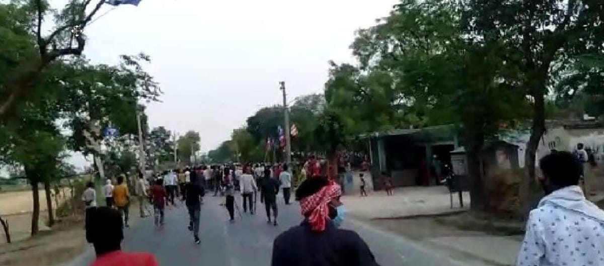 UP Panchayat Election: Ruckus in Ajmalgarh results, SO injured in stone pelting