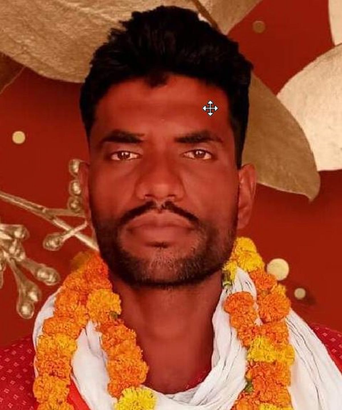 UP panchayat election: Now Awadhesh will come out of the hut and sit in the Mini House