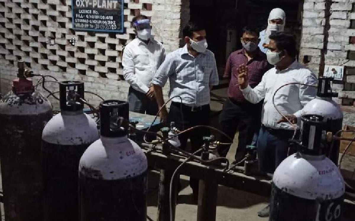 Varanasi: Refueling of 450 Oxygen Cylinder from Darekhu plant from today