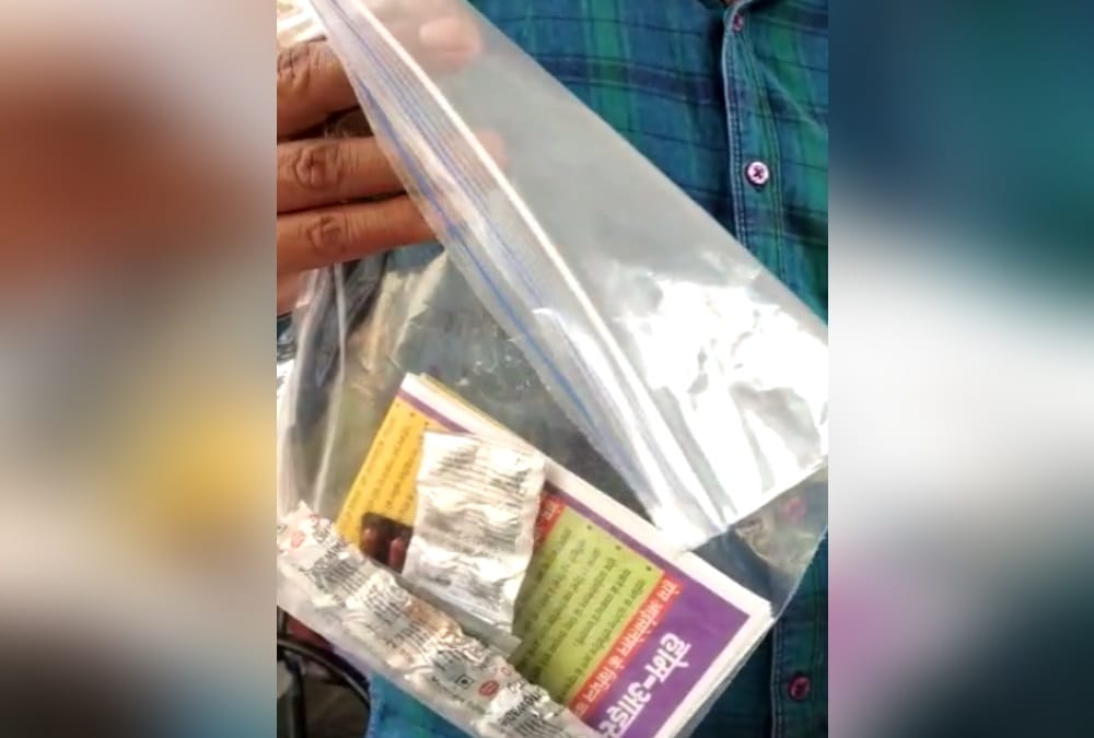Coronavirus in Uttarakhand News: Thermometer and Pulse Oximeter missing from Covid Home Isolation Kit in Haldwani Photos