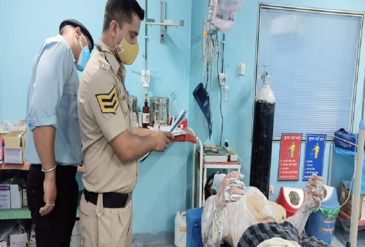 Woman set herself on fire in sister's house, nephew also scorched