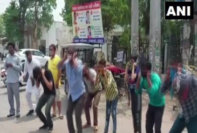 Ambala Police punished people who found violating complete lockdown imposed in Haryana
